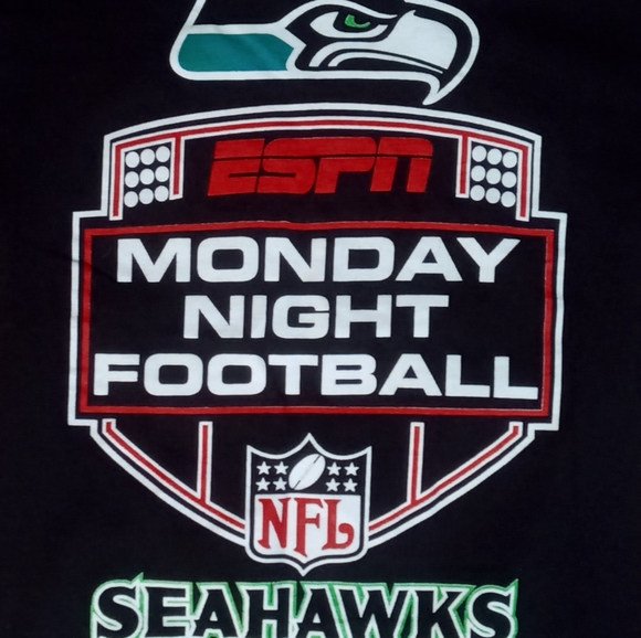 Seattle Seahawks MNF 12th Fan Space Needle t shirt - Picture 1 of 6
